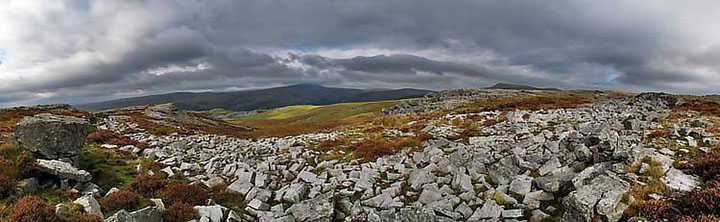 Mynydd Du from Carreg Lwyd